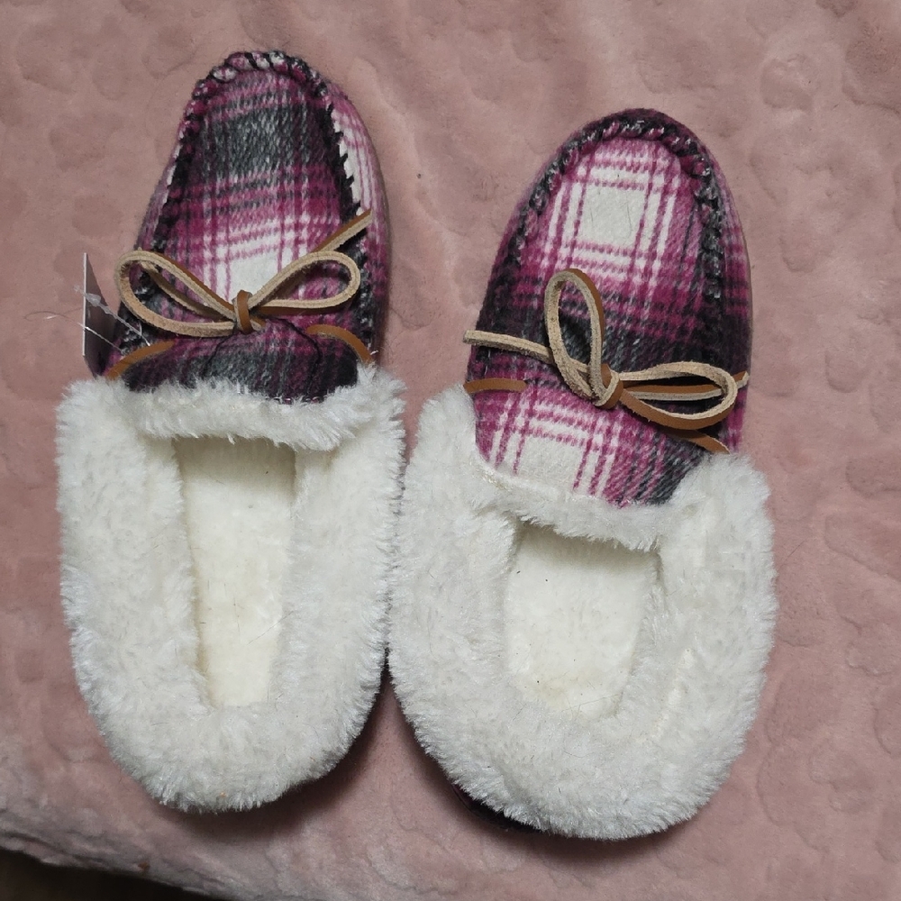 Sonoma Pink Plaid Moccasins with White Fleece